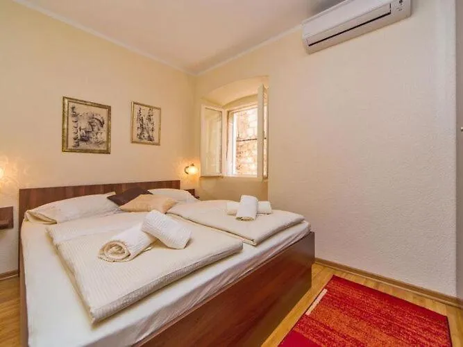 Maru - Two Bedroom With View A4 * דוברובניק