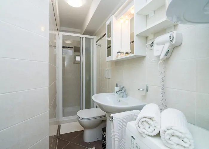 דירה Maru - Two Bedroom With View A4